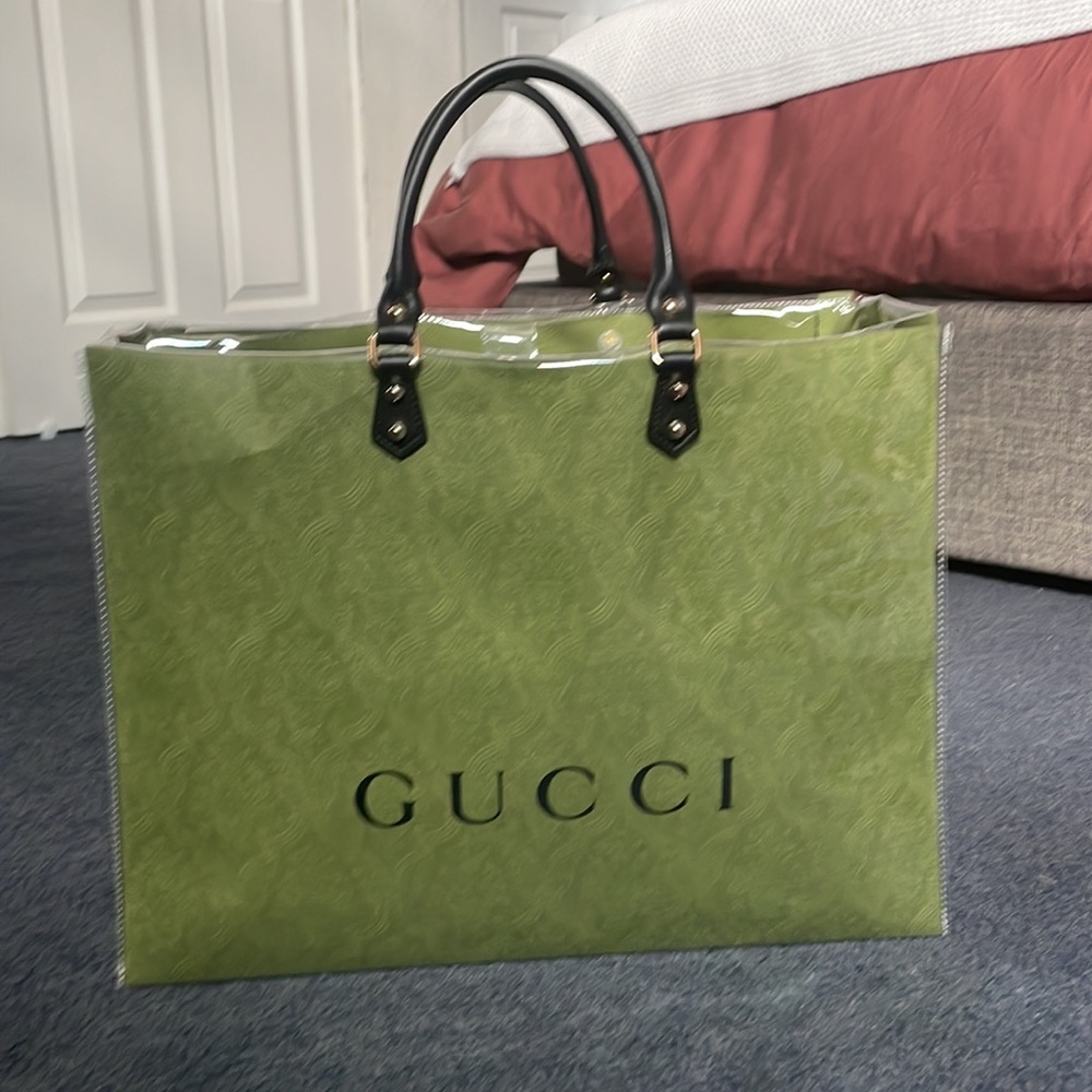 Gucci shopping Bag